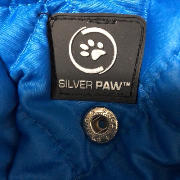 🐕‍🦺 Silver Paw Jacket for a small Dog 🐕 - Picture 4 of 6